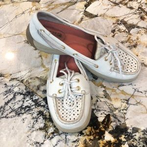 EUC sperry loafers size 6.5